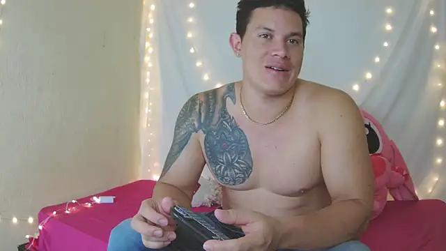 Snapshot of Eternalfuego chatting on 02-22-26, 07:29 Eternalfuego online show from 02-22-26, 07:29