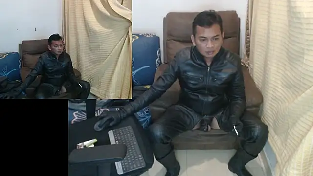 Leatherbdsm81 online show from 06-08-26, 03:34