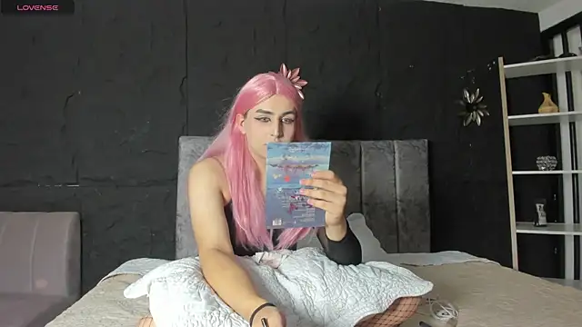 noahWolff  online show from 03-13-26, 04:30