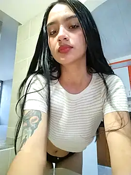 Snapshot of cynliu chatting on 02-04-26, 10:47 cynliu online show from 02-04-26, 10:47