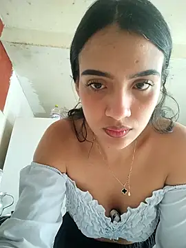 Snapshot of cynliu chatting on 04-15-26, 03:19 cynliu online show from 04-15-26, 03:19