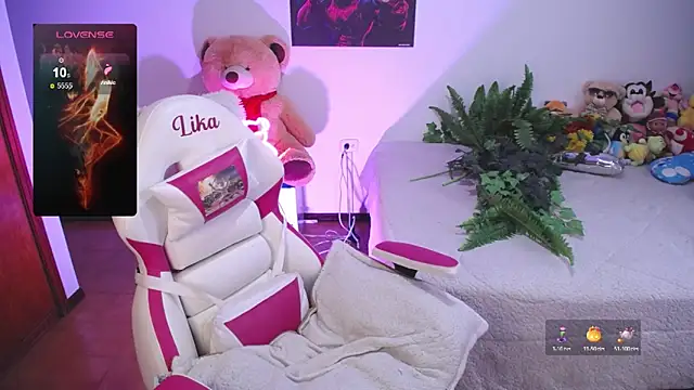 Snapshot of lika_little0 chatting on 02-12-26, 08:48 lika little0 online show from 02-12-26, 08:48