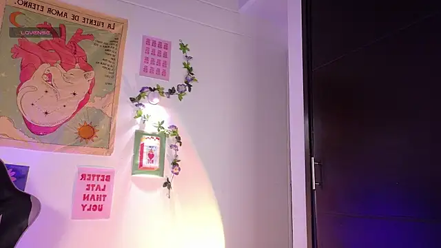 emicute  online show from 03-17-26, 02:27