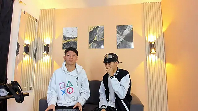 DesiresOfOlympus  online show from 04-13-26, 08:03