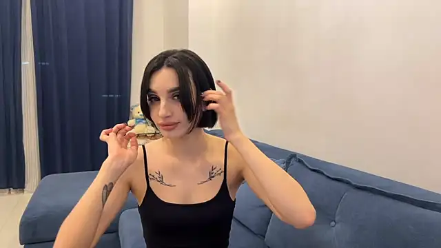 Snapshot of BlackFox_V chatting on 02-10-26, 06:56 BlackFox V online show from 02-10-26, 06:56