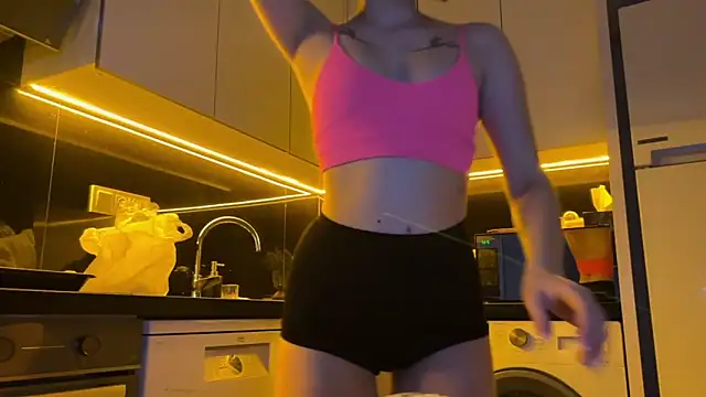 Snapshot of BlackFox_V chatting on 03-03-26, 08:15 BlackFox V online show from 03-03-26, 08:15