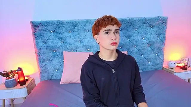 Snapshot of ryan_onFire chatting on 03-11-26, 11:16 ryan onFire online show from 03-11-26, 11:16