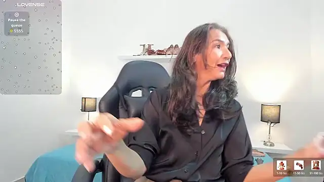 Emma Mendozaa online show from 03-10-26, 11:37