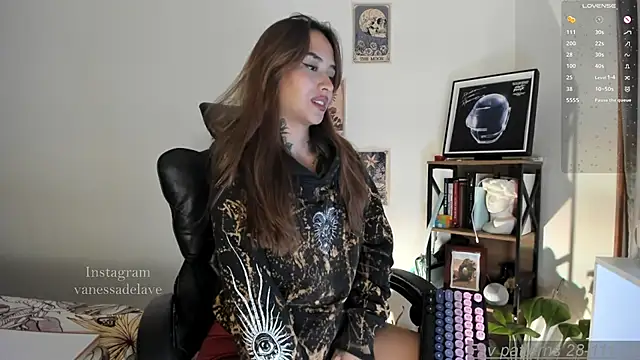 Vanessarte  online show from 07-16-26, 01:55
