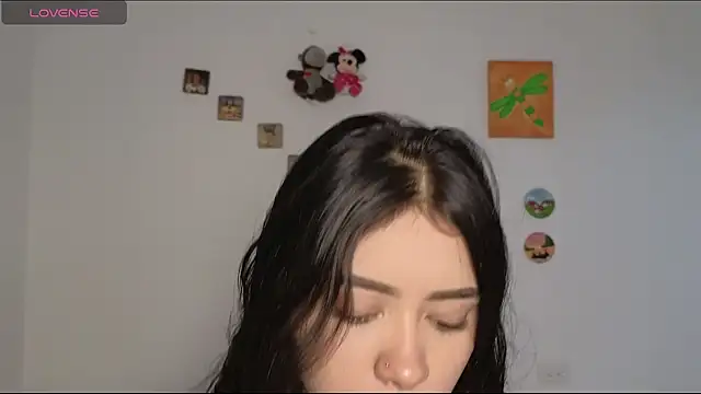 Snapshot of amynovaaa chatting on 02-13-26, 07:21 amynovaaa online show from 02-13-26, 07:21