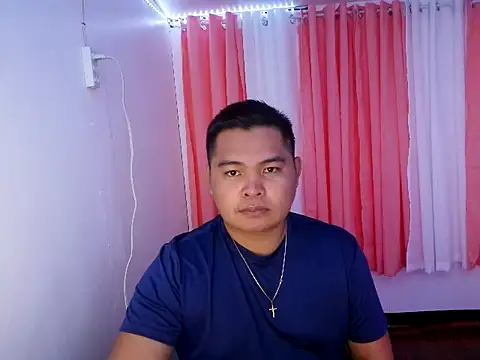 Snapshot of bigloadfox chatting on 03-24-26, 12:10 bigloadfox online show from 03-24-26, 12:10