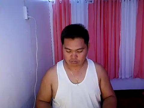 Snapshot of bigloadfox chatting on 04-27-26, 01:20 bigloadfox online show from 04-27-26, 01:20