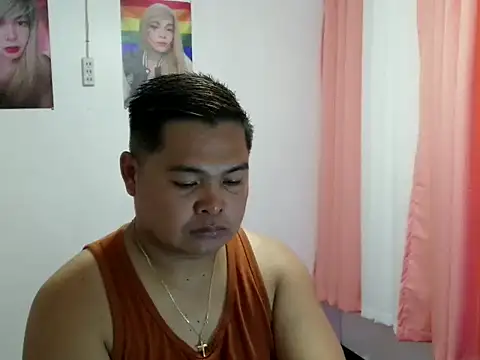 Snapshot of bigloadfox chatting on 06-21-26, 11:40 bigloadfox online show from 06-21-26, 11:40