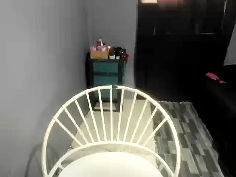 Snapshot of AsianChristine chatting on 02-08-26, 06:39 AsianChristine online show from 02-08-26, 06:39