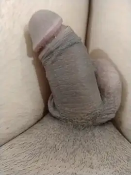 Snapshot of rosz_ chatting on 03-06-26, 04:58 rosz online show from 03-06-26, 04:58