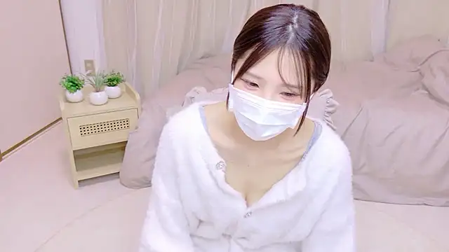  MIYUnya online show from 02-08-26, 01:03