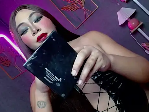 Snapshot of Serenity_Mooree chatting on 02-25-26, 11:36 Serenity Mooree online show from 02-25-26, 11:36