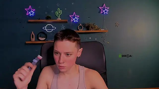 Snapshot of emi_fade chatting on 03-07-26, 10:45 emi fade online show from 03-07-26, 10:45