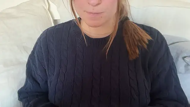 Snapshot of Lucyschickt chatting on 04-15-26, 05:09 Lucyschickt online show from 04-15-26, 05:09