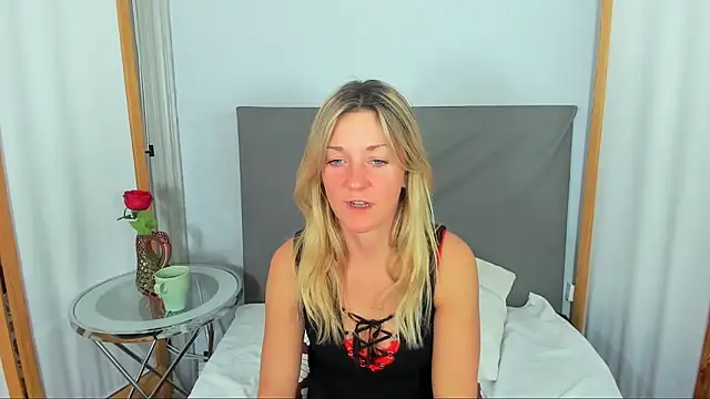 MileyXStar online show from 02-23-26, 09:34