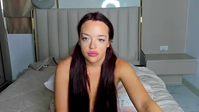 stellaa quenn online show from 06-10-26, 12:22