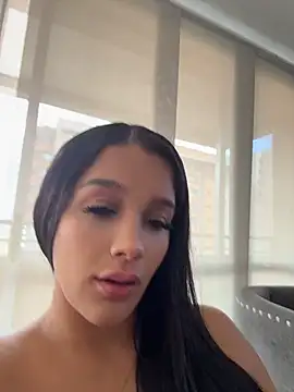Samantha Mont online show from 07-18-26, 06:01
