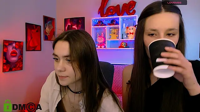 Snapshot of laurenmurrr chatting on 03-13-26, 10:22 laurenmurrr online show from 03-13-26, 10:22