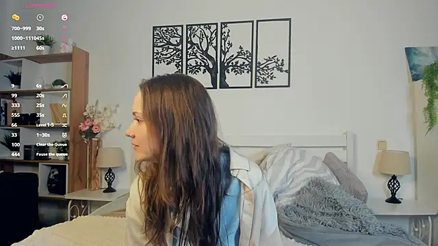 Snapshot of MalvinaTrafford chatting on 03-05-26, 08:38 MalvinaTrafford online show from 03-05-26, 08:38