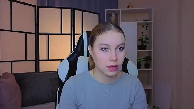 Snapshot of JadwigaTagliavia chatting on 02-03-26, 08:25 JadwigaTagliavia online show from 02-03-26, 08:25