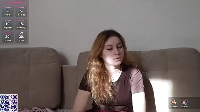 Snapshot of JadwigaTagliavia chatting on 03-06-26, 09:06 JadwigaTagliavia online show from 03-06-26, 09:06