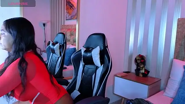 amara queen  online show from 04-17-26, 11:46