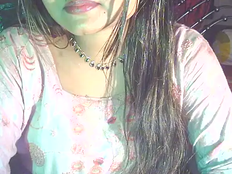 Nusrat Faria online show from 05-01-26, 09:08