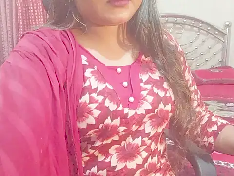Snapshot of Nusrat_Faria chatting on 06-18-26, 07:40 Nusrat Faria online show from 06-18-26, 07:40