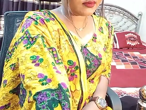 Snapshot of Nusrat_Faria chatting on 06-20-26, 09:17 Nusrat Faria online show from 06-20-26, 09:17
