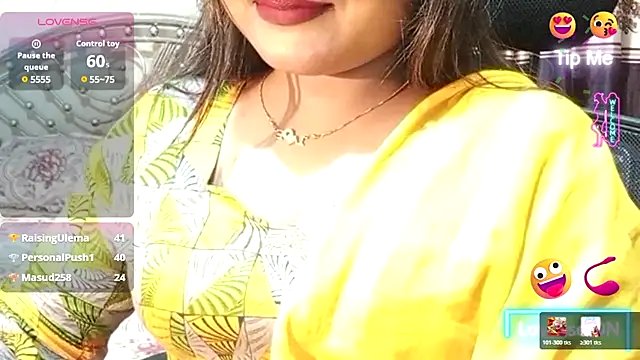 Snapshot of Nusrat_Faria chatting on 07-14-26, 02:05 Nusrat Faria online show from 07-14-26, 02:05