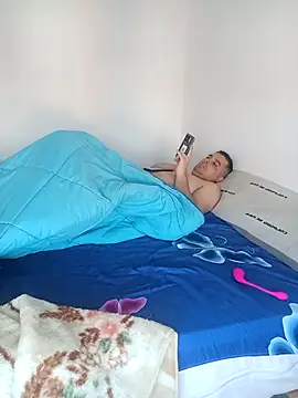 laparejaideal08 online show from 04-18-26, 07:12