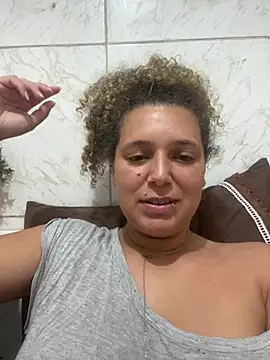 Snapshot of LoiraQuente69 chatting on 05-30-26, 01:57 LoiraQuente69 online show from 05-30-26, 01:57