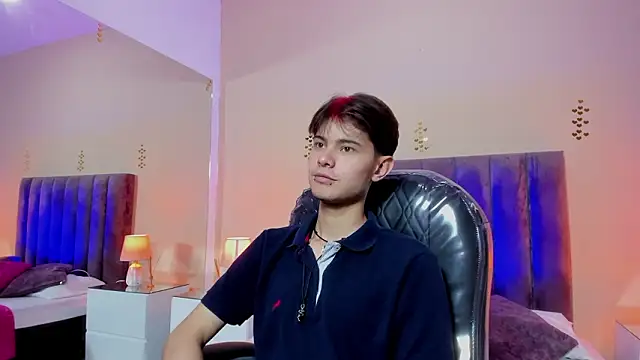 Derek Sinn online show from 03-28-26, 07:57