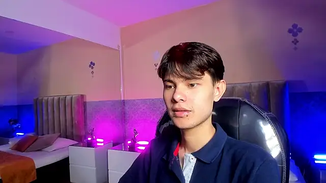 Derek Sinn online show from 04-17-26, 08:01