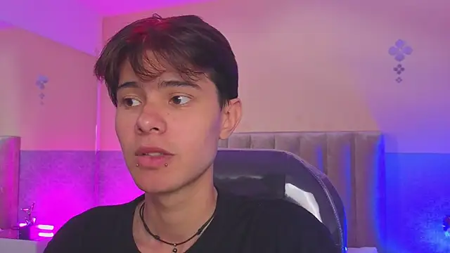 Derek Sinn online show from 04-27-26, 08:18