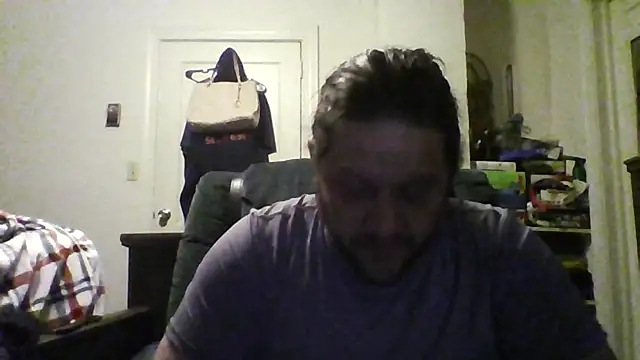 Snapshot of Demon2182 chatting on 03-05-26, 11:23 Demon2182 online show from 03-05-26, 11:23