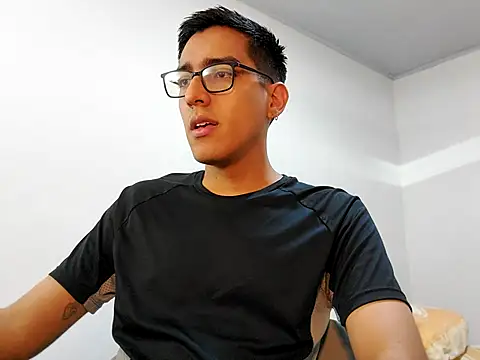 Snapshot of NickFin chatting on 02-25-26, 09:24 NickFin online show from 02-25-26, 09:24