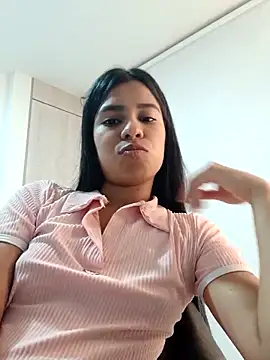 tifany lechosa111 online show from 02-01-26, 12:20