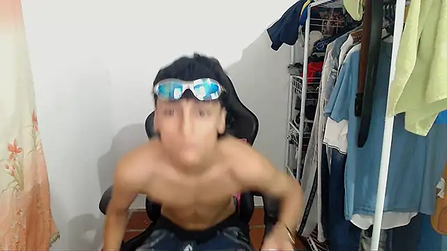 BOY 0914 online show from 02-21-26, 05:52