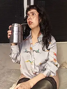 Snapshot of Eva_Err chatting on 02-12-26, 11:33 Eva Err online show from 02-12-26, 11:33