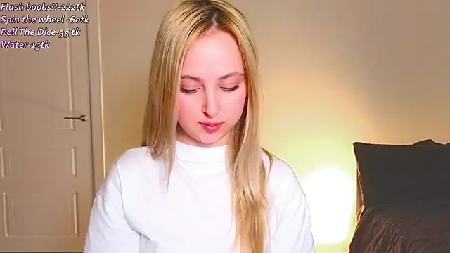 Snapshot of xloex chatting on 02-03-26, 12:32 xloex online show from 02-03-26, 12:32