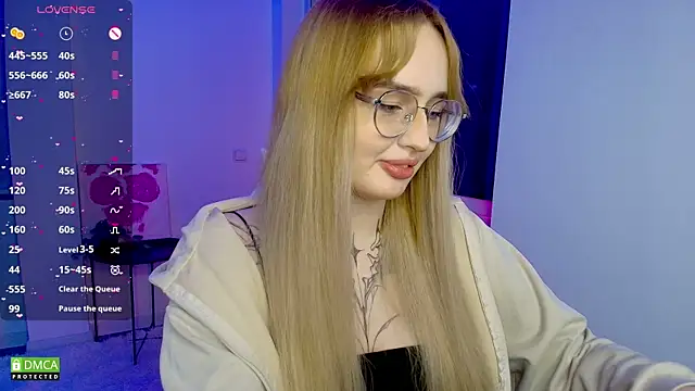 AdeLuna online show from 04-24-26, 09:06