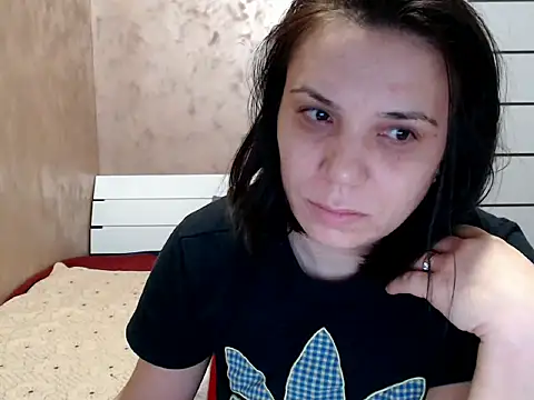 Snapshot of LorraGrey chatting on 02-28-26, 09:05 LorraGrey online show from 02-28-26, 09:05