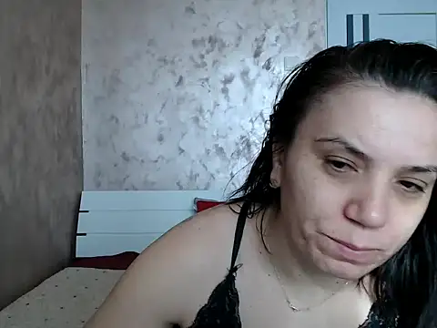 Snapshot of LorraGrey chatting on 03-11-26, 06:41 LorraGrey online show from 03-11-26, 06:41