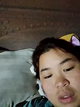 Snapshot of Jyllyy chatting on 02-09-26, 06:17 Jyllyy online show from 02-09-26, 06:17